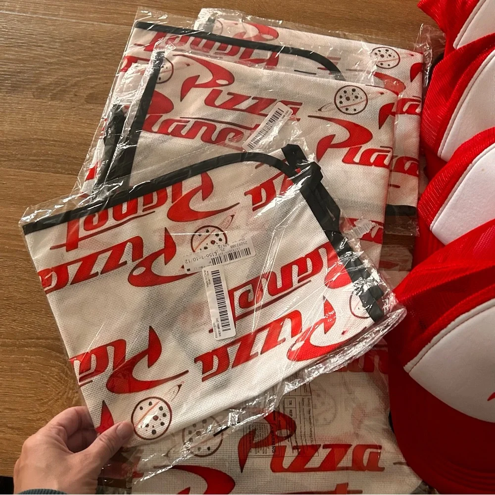 Group Halloween costume 10 sets Toy Story pizza planet apron hat OSFM kids adult